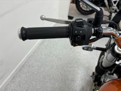 2021 Royal Enfield INTERCEPTOR 650 CLASSIC Orange