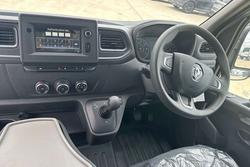 2024 Renault Master Pro 110kW