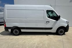 2024 Renault Master Pro 120kW