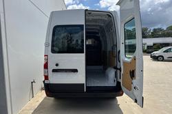 2024 Renault Master Pro 120kW