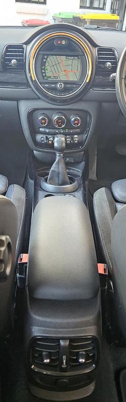 2018 MINI Clubman Cooper F54 British Racing Green II