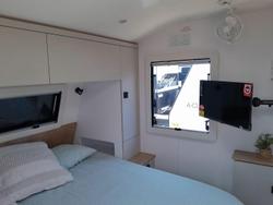 2025 Franklin Razor 220 2 Bunks 220