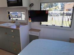 2025 Franklin Razor 196 Rev Cafe 196