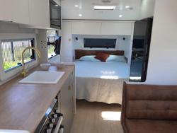 2025 Franklin Razor 196 Rev Cafe 196