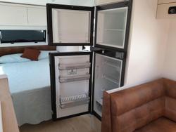 2025 Franklin Razor 196 Rev Cafe 196