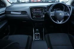 2018 Mitsubishi Outlander ES