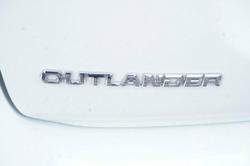 2018 Mitsubishi Outlander ES