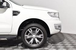 2016 Ford Everest Titanium