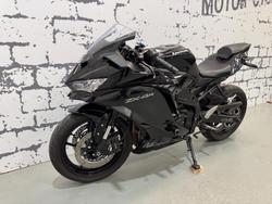 2024 Kawasaki Ninja ZX-4R Ninja Black