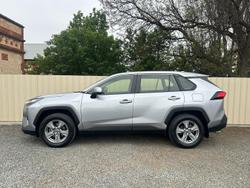2022 Toyota RAV4 GX