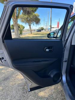 2010 Nissan Dualis ST