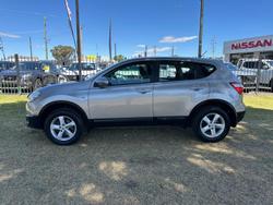 2010 Nissan Dualis ST