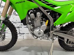 2025 Kawasaki KLX300R KLX Green
