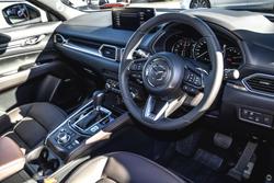 2025 Mazda CX-5 G25 Akera