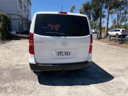 2017 HYUNDAI iLOAD 3S LIFTBACK