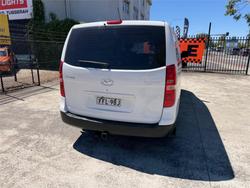 2017 HYUNDAI iLOAD 3S LIFTBACK