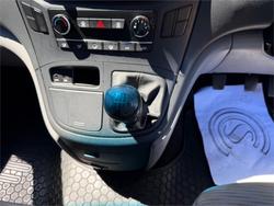 2017 HYUNDAI iLOAD 3S LIFTBACK