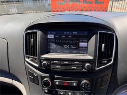 2017 HYUNDAI iLOAD 3S LIFTBACK