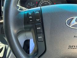 2017 HYUNDAI iLOAD 3S LIFTBACK