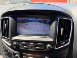 2017 HYUNDAI iLOAD 3S LIFTBACK