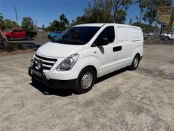 2017 HYUNDAI iLOAD 3S LIFTBACK