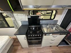 2014 Avida Esperance