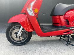 2024 Kymco Like 125 Like Red