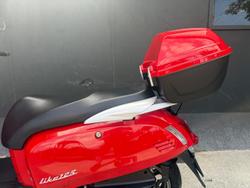 2024 Kymco Like 125 Like Red