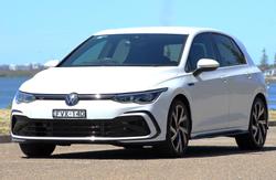 2023 Volkswagen Golf 110TSI R-Line 8 MY24 Pure White