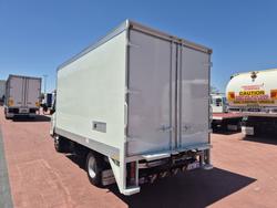 2010 Fuso Canter Auto Car License Van and Lift