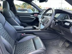 2020 Audi e-tron 55 First Edition