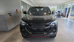 2025 Isuzu D-MAX BLADE