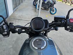 2023 Honda 2023 Honda CRUISER DCT ABS GREY