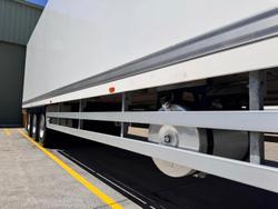 2014 FTE St3 24 Pallet -28 Freezer, Rear Evap Roller Door, 4.2M