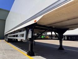 2014 FTE St3 24 Pallet -28 Freezer, Rear Evap Roller Door, 4.2M