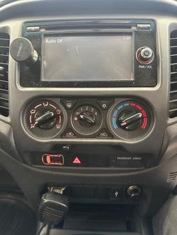 2017 Mitsubishi Triton GLX MQ MY17 4X4 Dual Range White