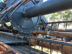 2012 CASE IH 2152 Red