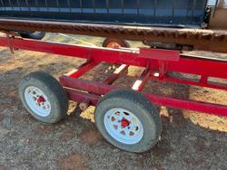 2012 CASE IH 2152 Red