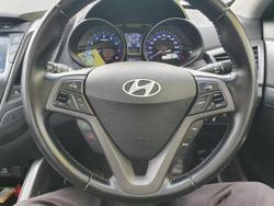 2014 Hyundai Veloster SR Turbo FS4 Series II Veloster Red