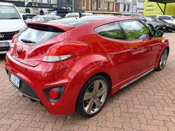 2014 Hyundai Veloster SR Turbo FS4 Series II Veloster Red