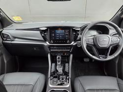 2025 Isuzu MU-X LS-T