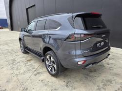2025 Isuzu MU-X LS-T