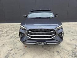 2025 Isuzu MU-X LS-T