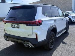 2025 LDV D90 Executive