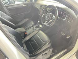 2017 Volkswagen Tiguan 162TSI Highline 5N MY17 Four Wheel Drive Pure White