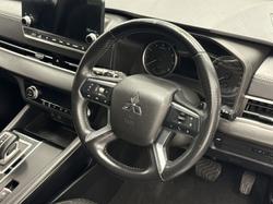 2021 Mitsubishi Outlander LS