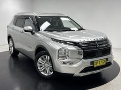 2021 Mitsubishi Outlander LS