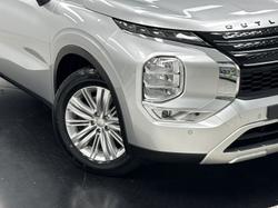 2021 Mitsubishi Outlander LS