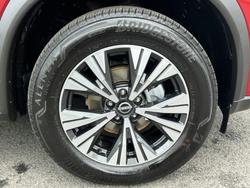 2025 Nissan X-TRAIL ST-L