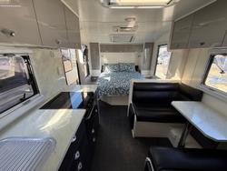 2017 On The Move Caravans Traxx